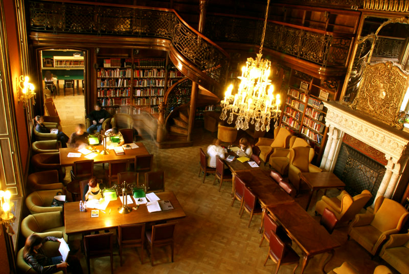 Illustration for article titled Lose Yourself In These Photos Of Europe's Most Magnificent Libraries
